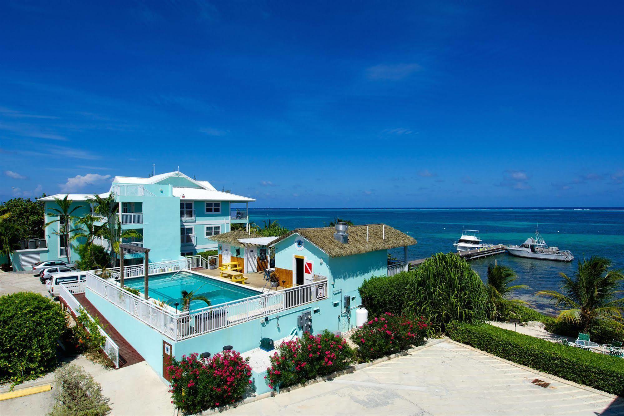 Compass Point Dive Resort Gun Bay Exteriör bild