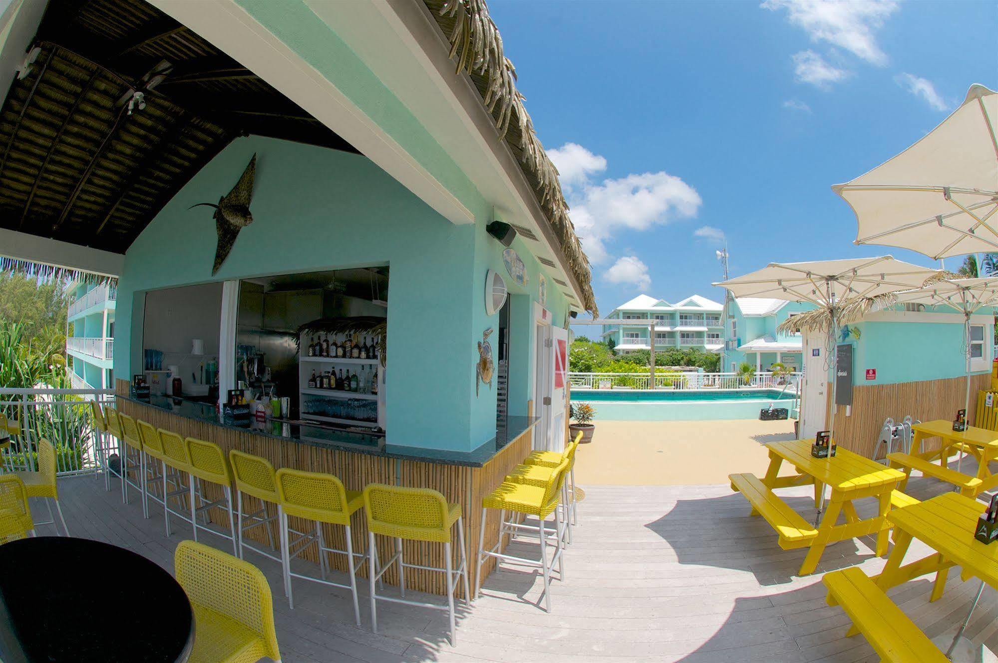 Compass Point Dive Resort Gun Bay Exteriör bild